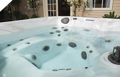 Egonomically designed hot tub seats